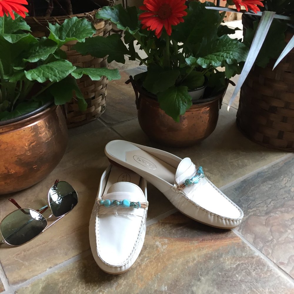Talbot's White Leather Beaded Mule/Slide (NEW)